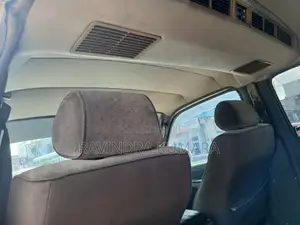 Toyota Dolphin LH113 1994 Van (Used)