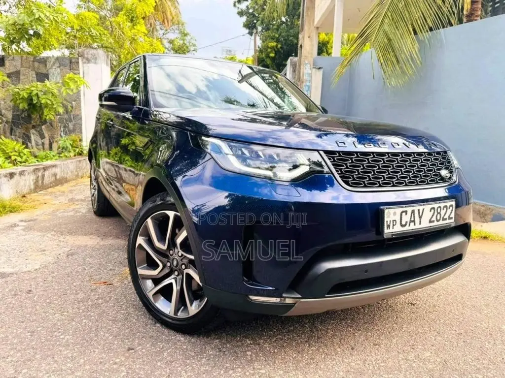 Land-Rover Discovery 5 2017 SUV (Used)