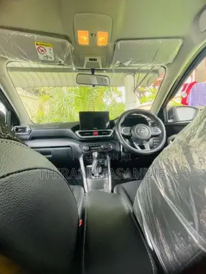 Toyota Raize 2025 SUV (Used)