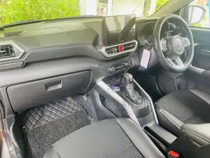 Toyota Raize 2025 SUV (Used)