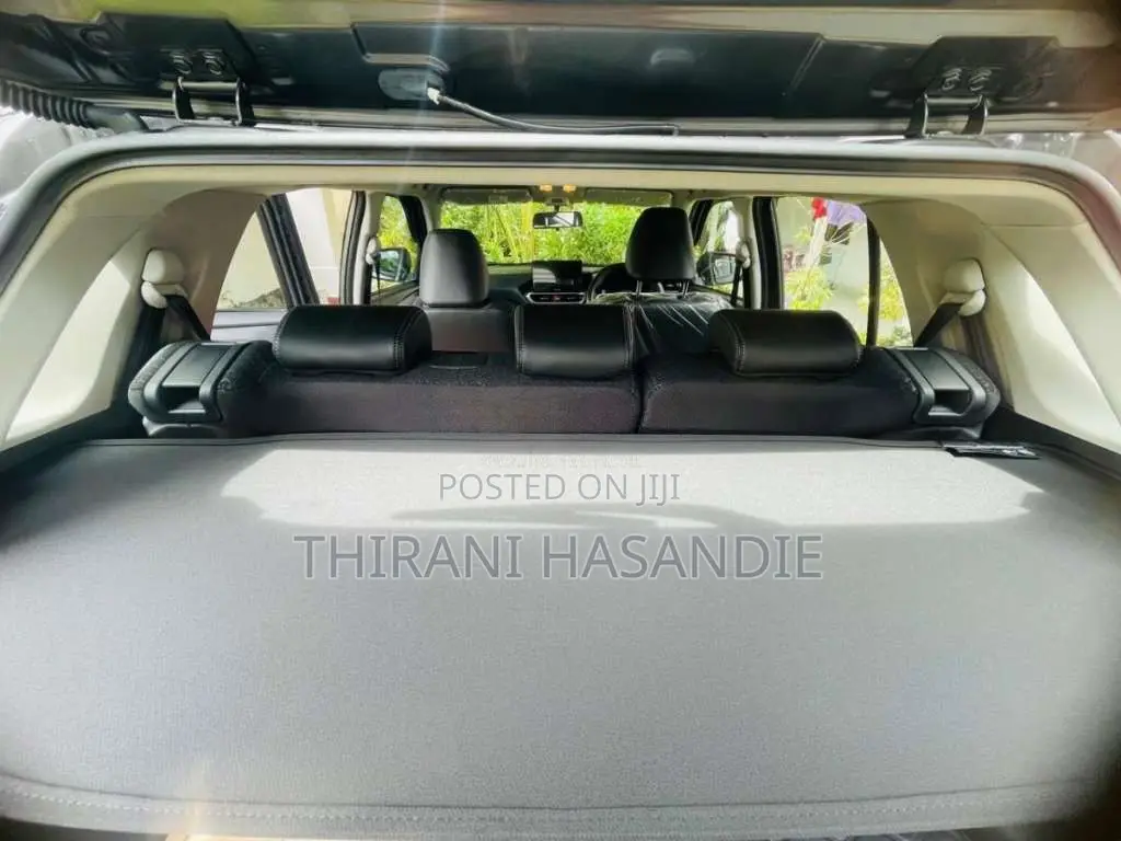 Toyota Raize 2025 SUV (Used)