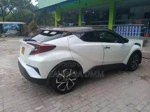 Toyota CHR 2019 SUV (Used)