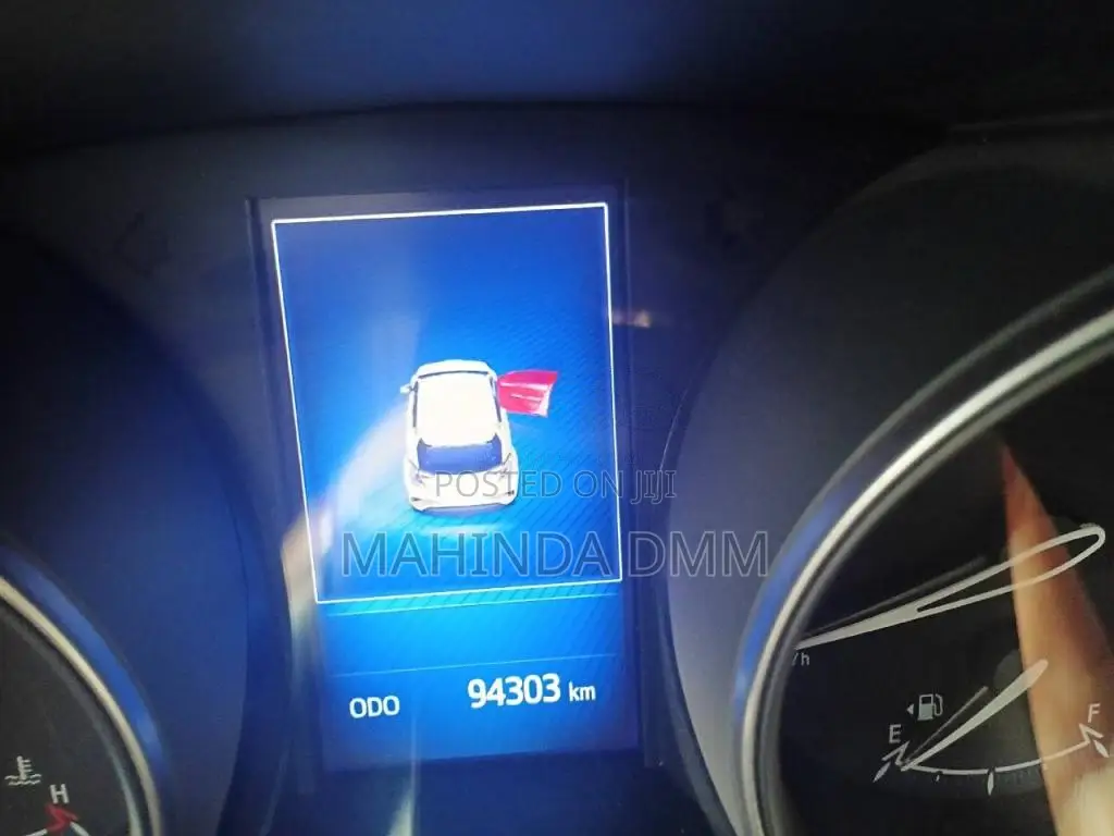 Toyota CHR 2019 SUV (Used)
