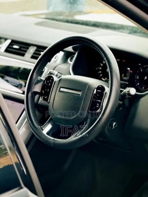 Range-Rover Land Rover 2018 SUV (Used)