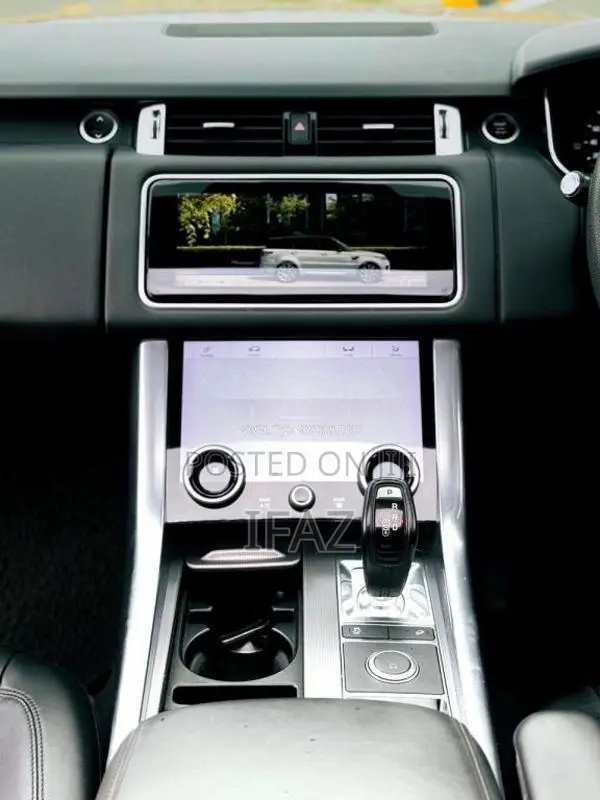 Range-Rover Land Rover 2018 SUV (Used)