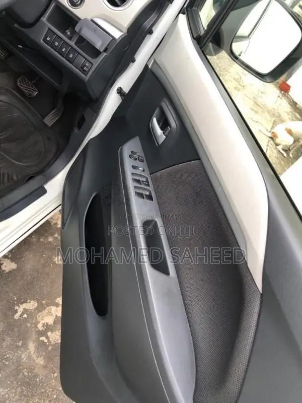 Suzuki 2014 2015 Car (Used)