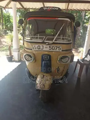 Bajaj 4 Stroke 2008 Three Wheel (Used)