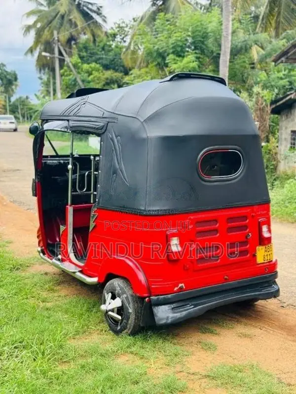Bajaj RE 2015 Three Wheel (Used)