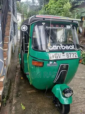 Bajaj RE 2 Stroke 2002 Three Wheel (Used)