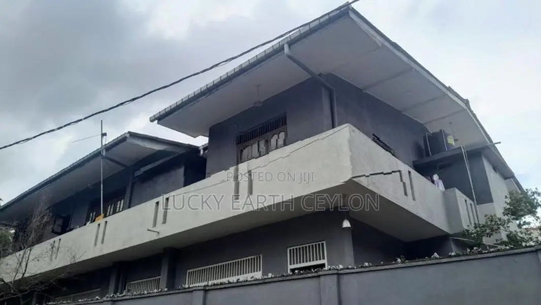 Nawala 2 Story Large House For Rent (hotel/staff/boarding) (MG1343)