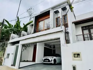 (AFA384) EXCLUSIVE LUXURY RESIDENCE FOR SALE – BATTARAMULLA 🏡✨