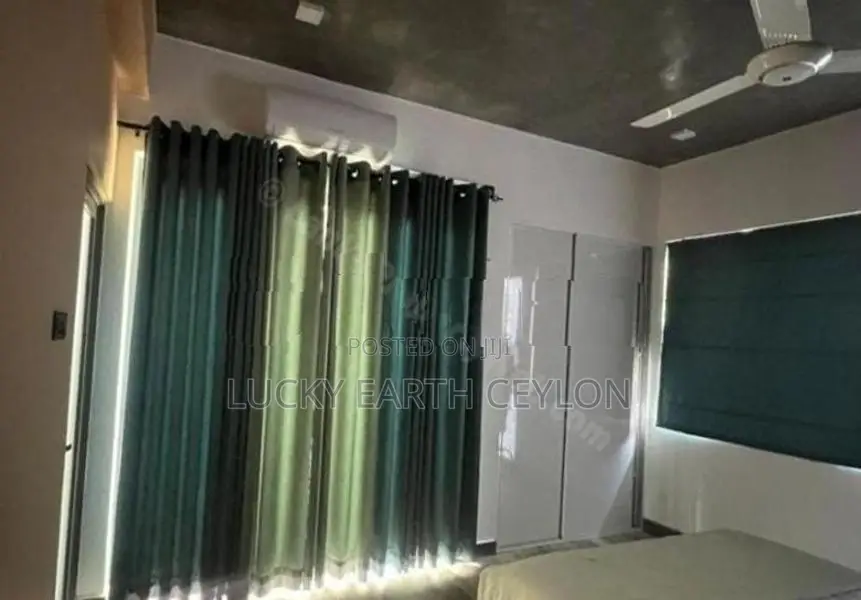 Battarmulla, Unfurnished 3RD Floor Apartment For Rent (MG1383)