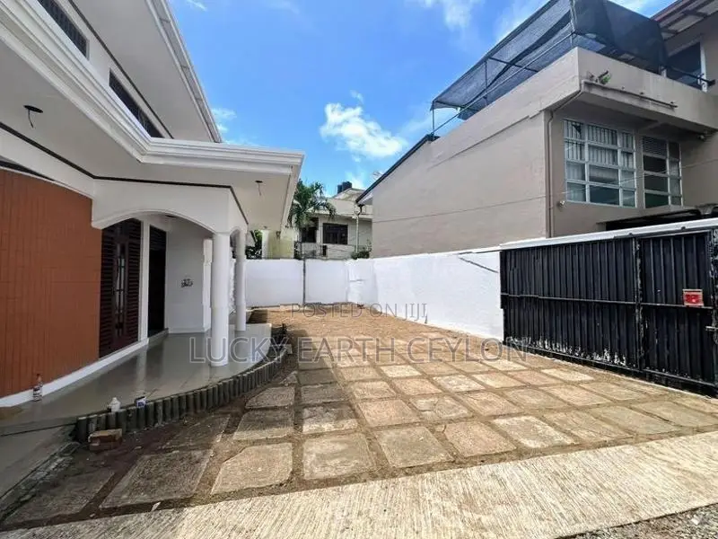 Dehiwala, Single Story, Unfurnished House For Rent (MG1388)