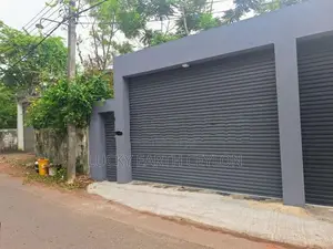 Koswatta, Battarmulla , Unfurnished 1ST Floor House For Rent (MG1392)