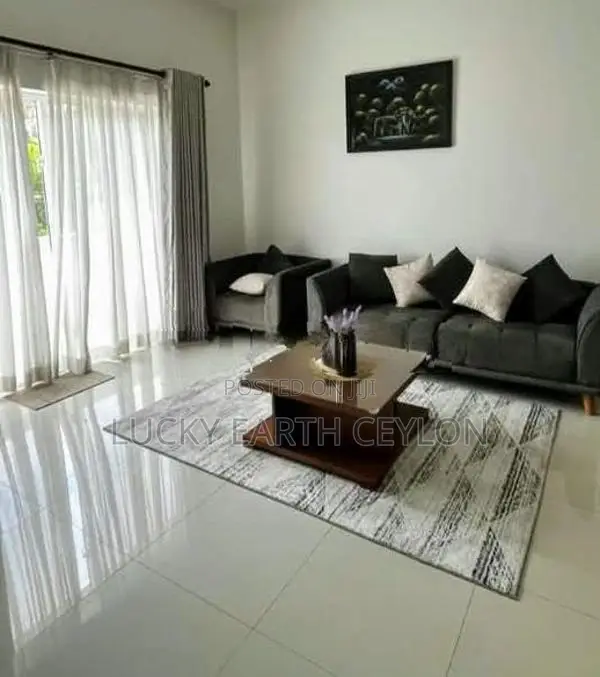 Etul Kotte,Full Furnished,1 St Floor Apartment For Rent (ZM1142)
