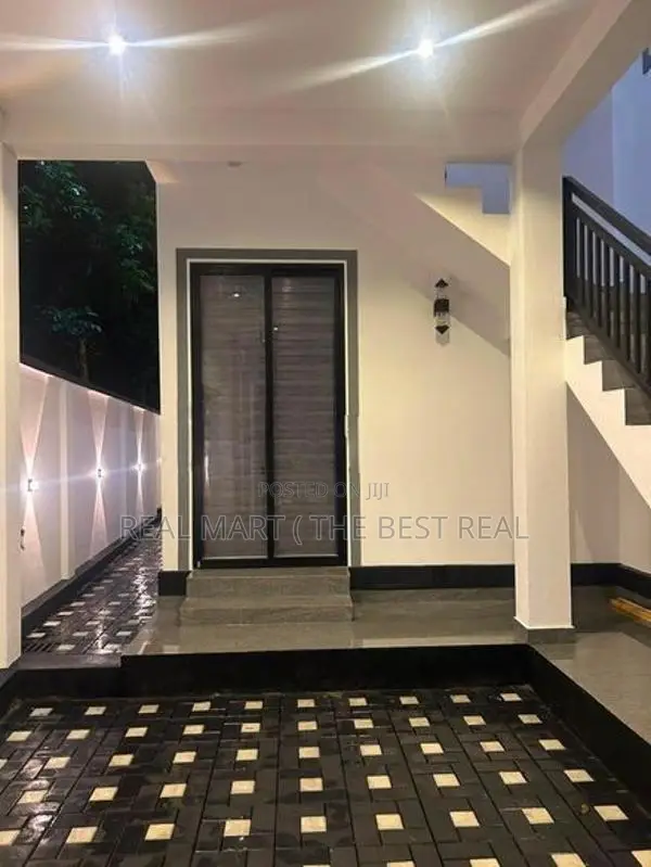 WELIGAMA : 5-AC-BR (10P) LUXURY VILLA FOR SALE