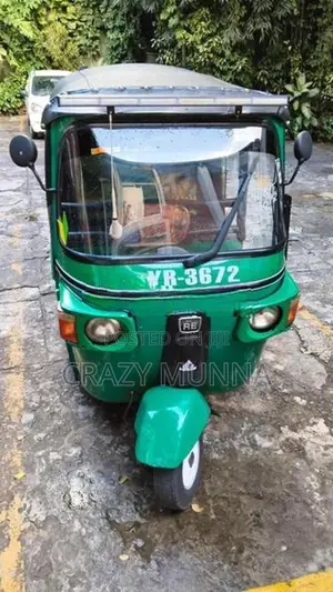 Bajaj RE 2011