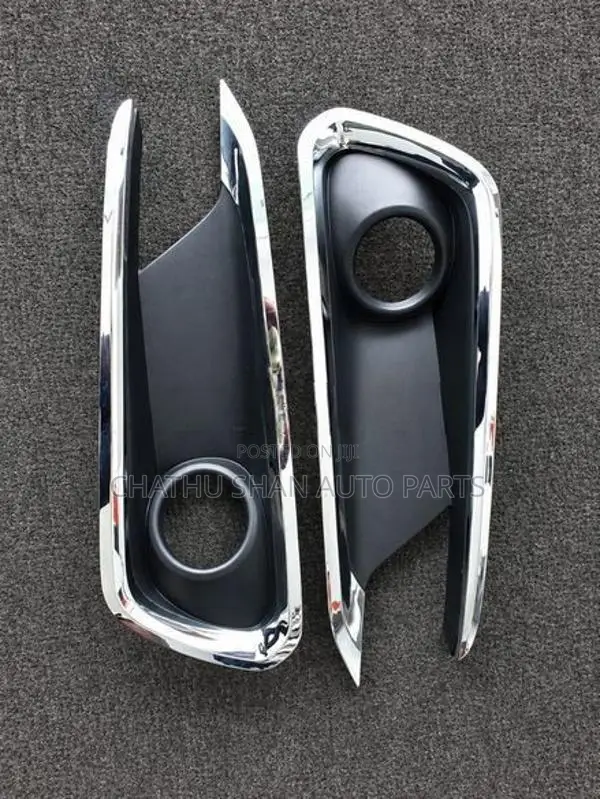 toyota premio Foglight cover