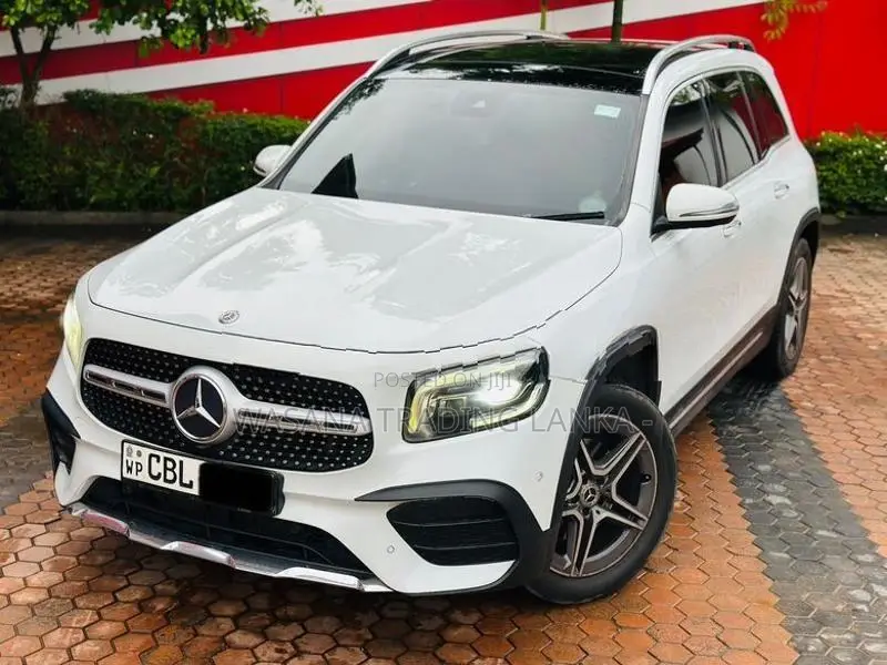 Mercedes Benz GLB 200 Premium Plus 2020