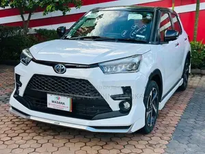 Toyota Raize Z Hybrid B/N Exchang 2026
