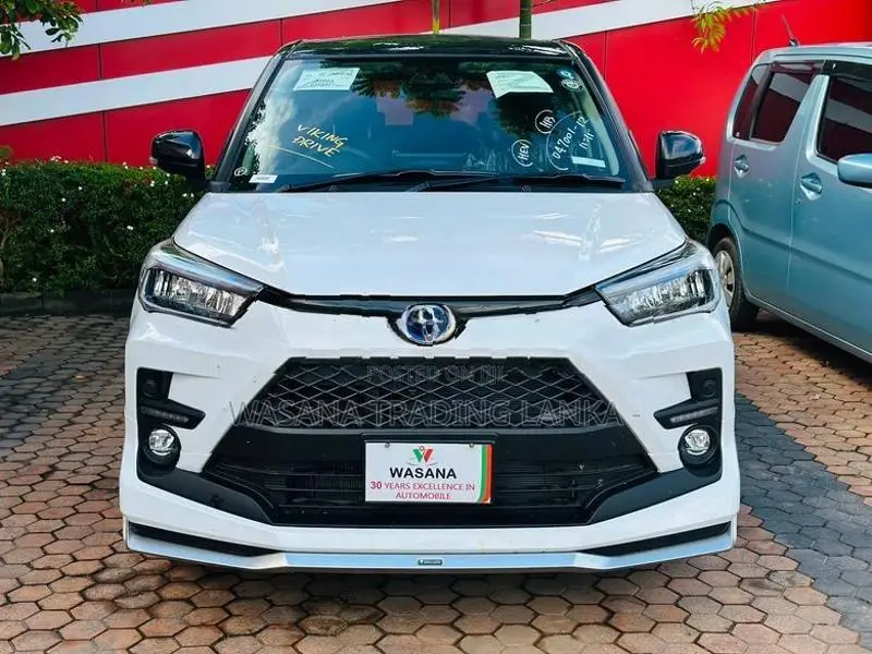 Toyota Raize Z Hybrid B/N Exchang 2026