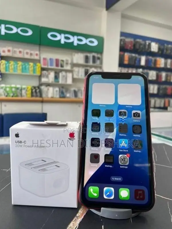 Apple iPhone 11 128GB (Used)