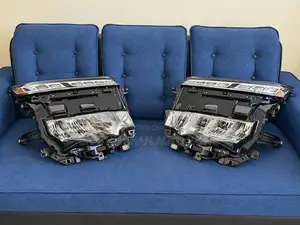 toyota voxy 2025 headlight