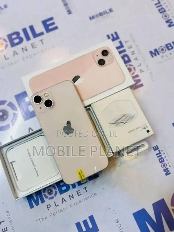Apple iPhone 13 256GB (Used)