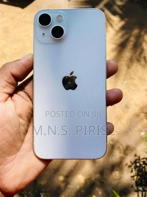 Apple iPhone 13 (Used)