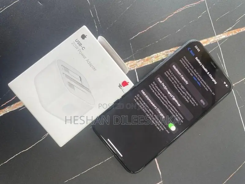 Apple iPhone 11 Pro 512GB (Used)