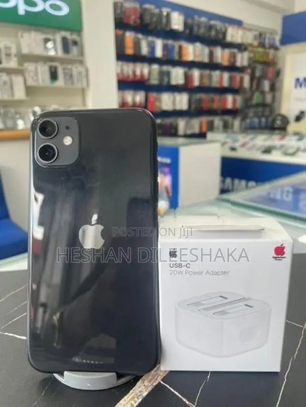 Apple iPhone 11 128GB (Used)
