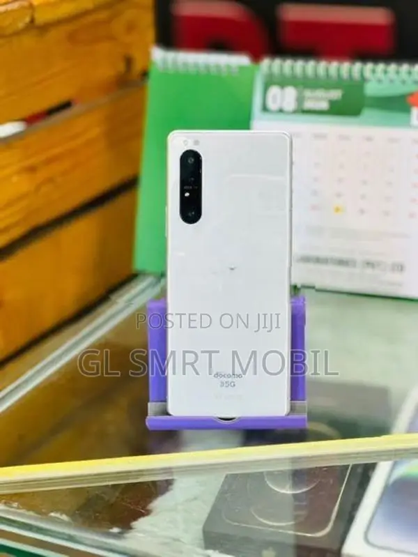 Sony Xperia 1 II 5G/8/128GB (Used)