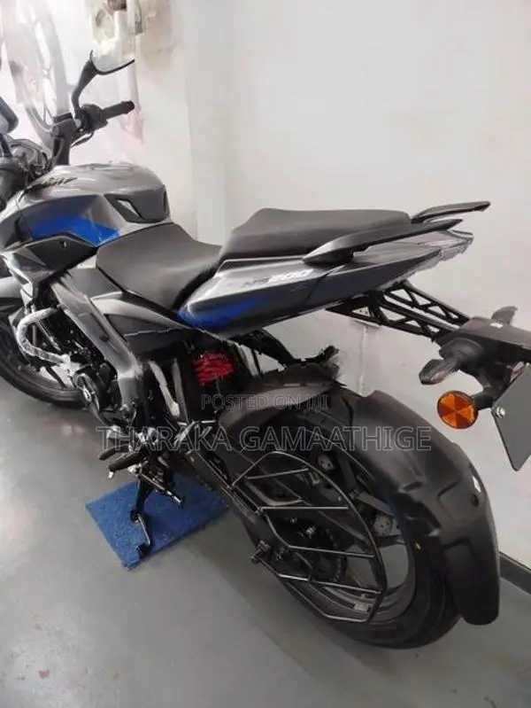 Bajaj Pulsar NS200 2026