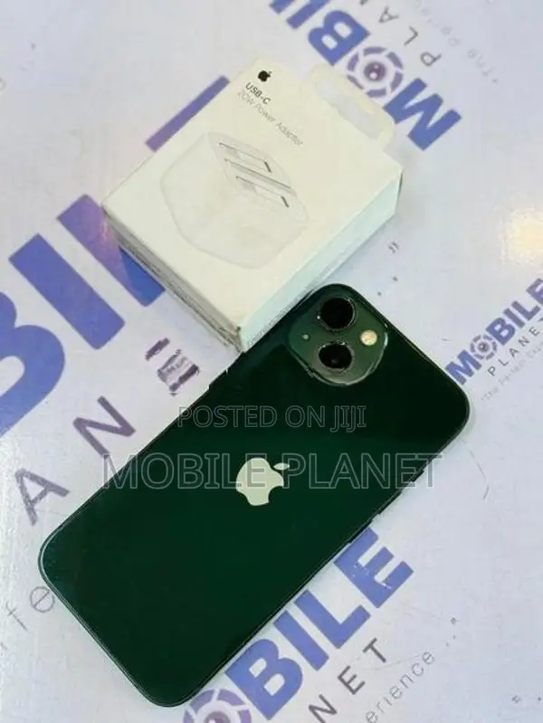 Apple iPhone 13 (Used)