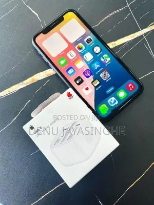 Apple iPhone 11 64GB (Used)