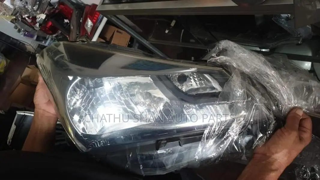 Toyota Vitz Headlight