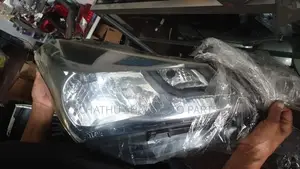 Toyota Vitz Headlight