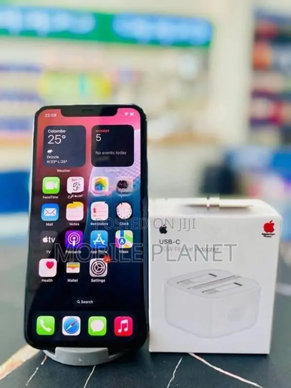 Apple iPhone 11 Pro 512GB (Used)