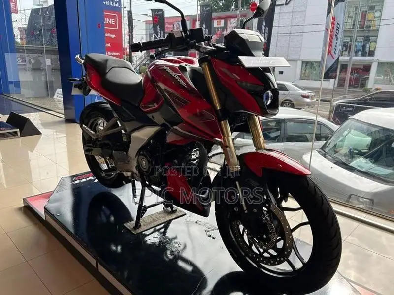 Bajaj Pulsar N160 Premium 2026