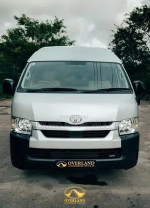 Toyota Hiace 223 Super GL 1 2024