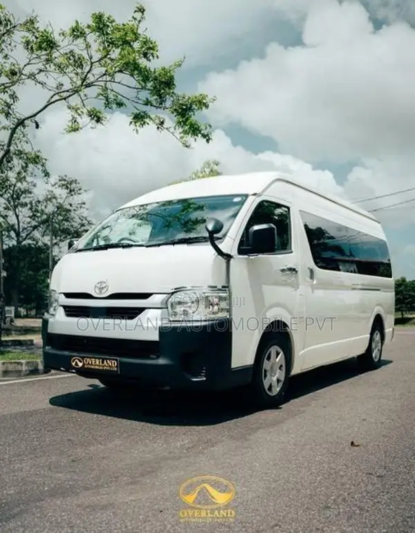 Toyota Hiace 223 Super GL 2 2024