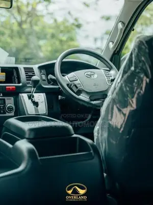 Toyota Hiace 223 Super GL 2 2024