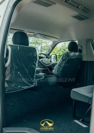 Toyota Hiace 223 Super GL 2 2024