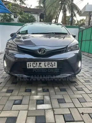 Toyota Vitz F 2016