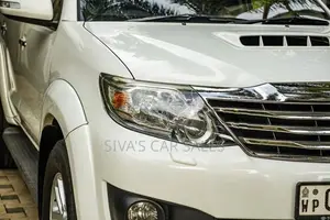 Toyota Fortuner 2014