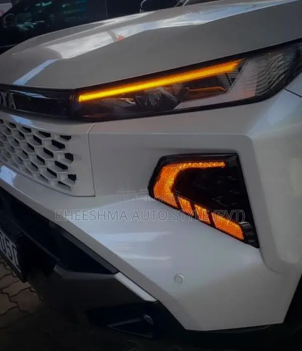 Toyota Hilux Travo 2026 DRL Light