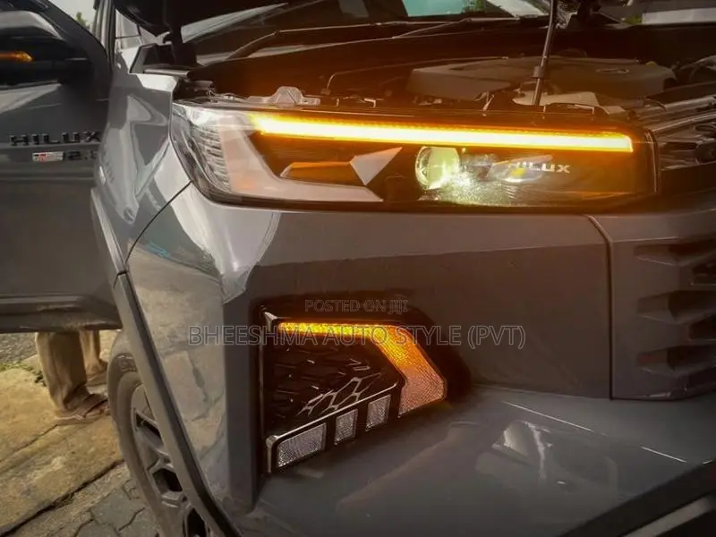 Toyota Hilux Travo 2026 DRL Light