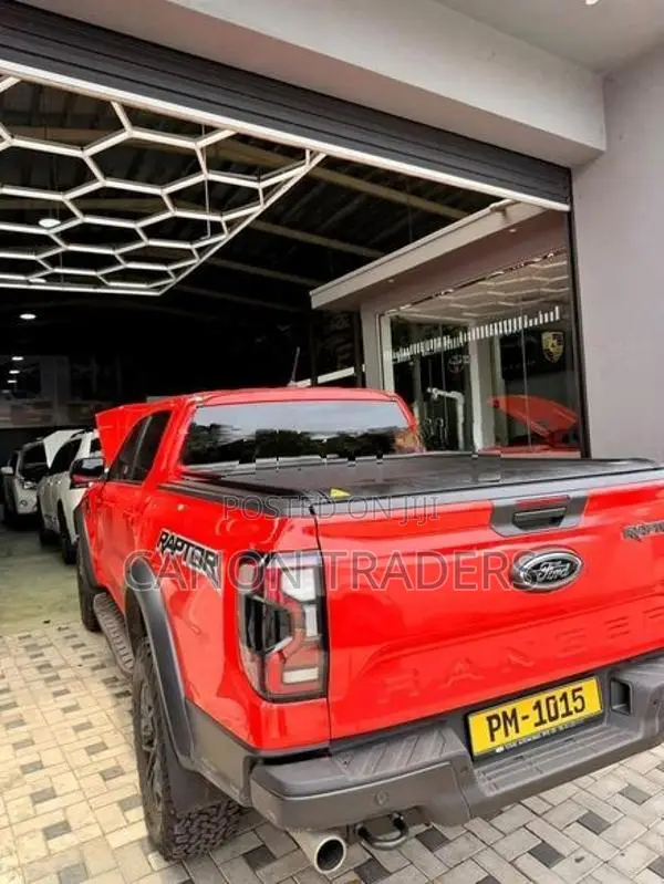 Ford Ranger Raptor Hamer Electric Roll Shutter