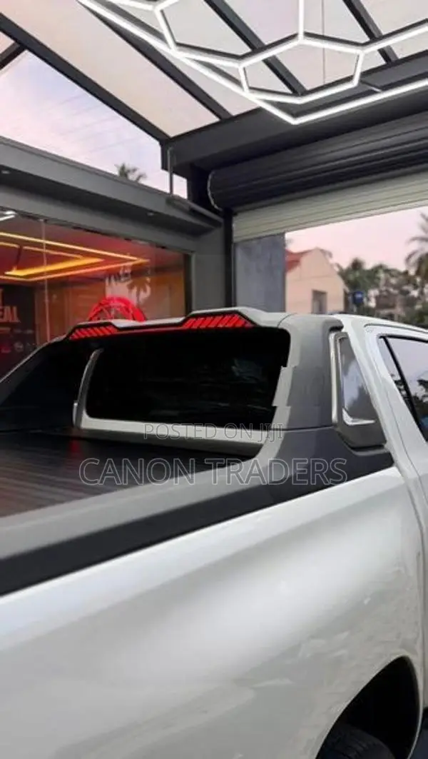 Hilux LED Roll Bar