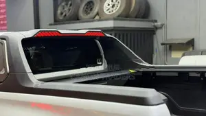 Hilux LED Roll Bar